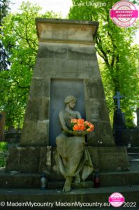 MadeinMycountry takes pride in its commitment to promoting and preserving local history, culture, and art.